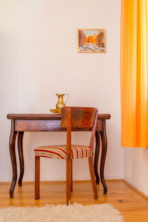 קארנאץ Apartment Tri Mudraca מראה חיצוני תמונה
