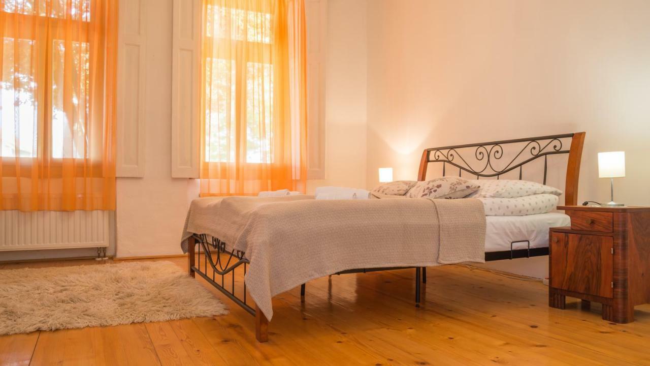 קארנאץ Apartment Tri Mudraca מראה חיצוני תמונה
